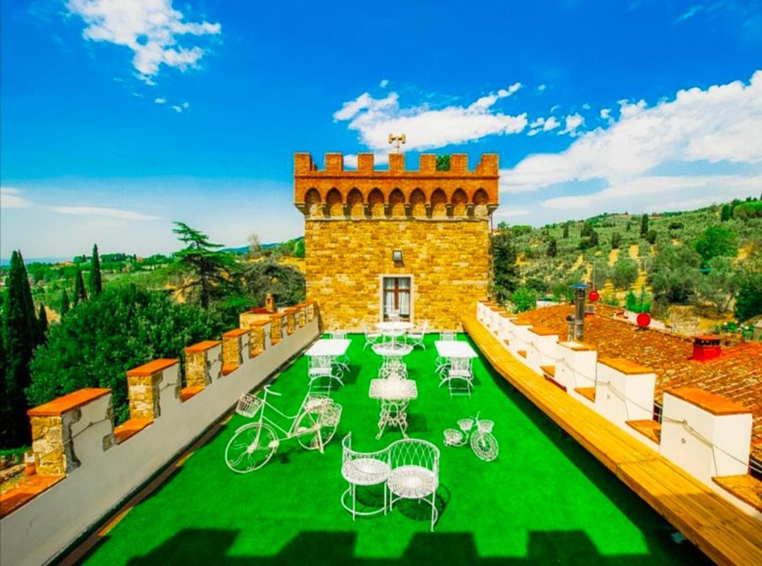 Castello Di Montalbano Panzió Firenze Kültér fotó